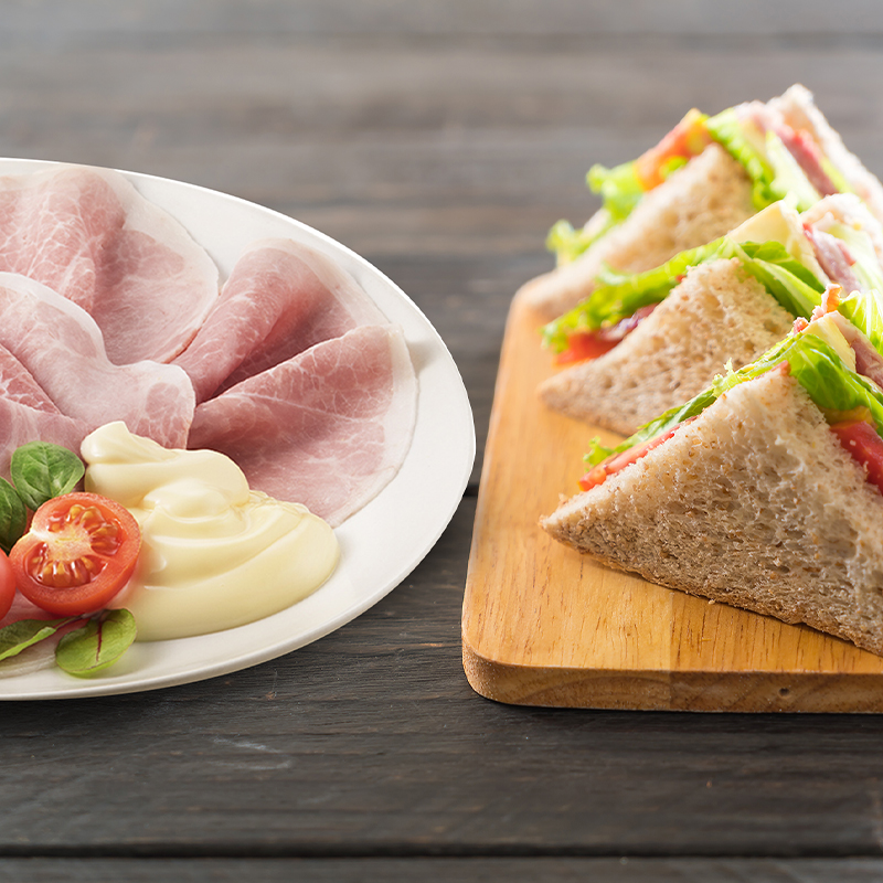 Tramezzini con mousse di prosciutto cotto