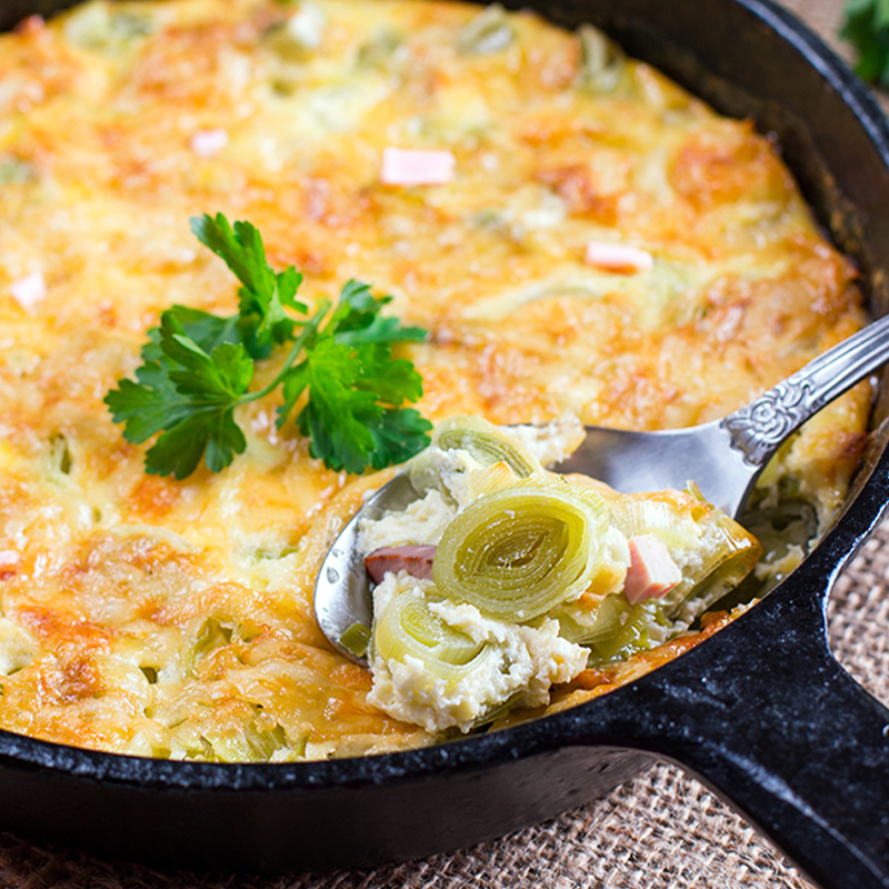 Torta salata porri e prosciutto