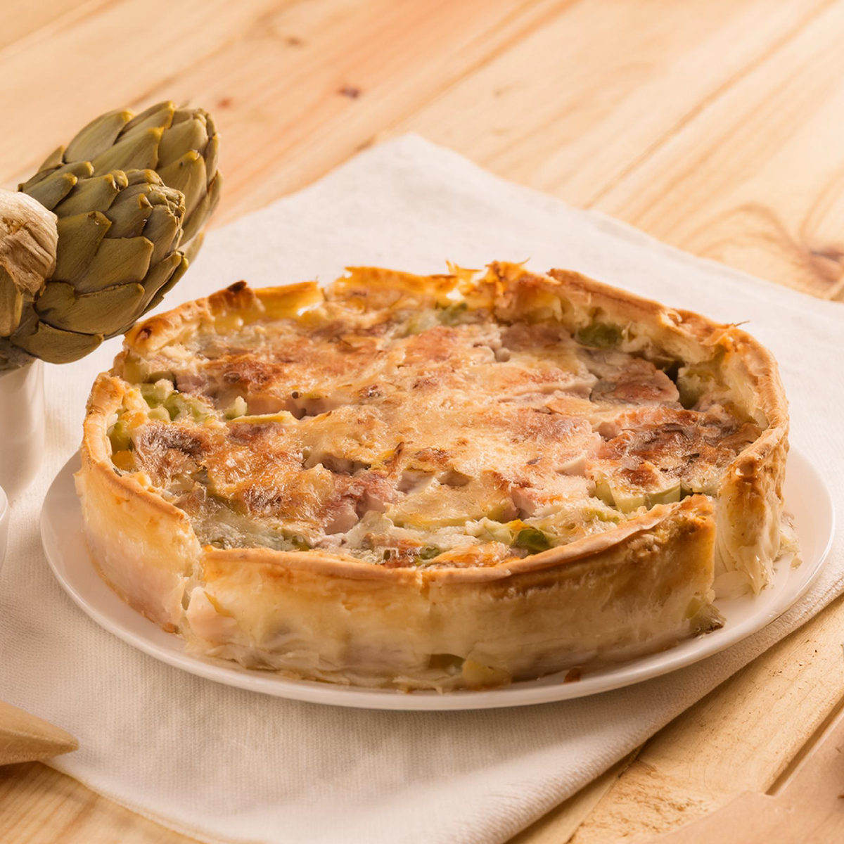 torta salata con carciofi ricotta e prosciutto cotto